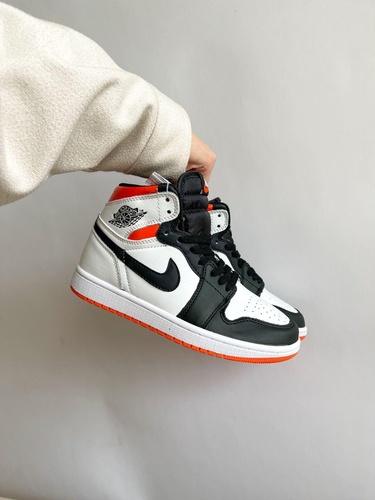 Баскетбольные кроссовки Nike Air Jordan 1 Retro High White Black Orange 7353 фото