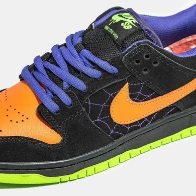 Nike SB Dunk Low Night of Mischief