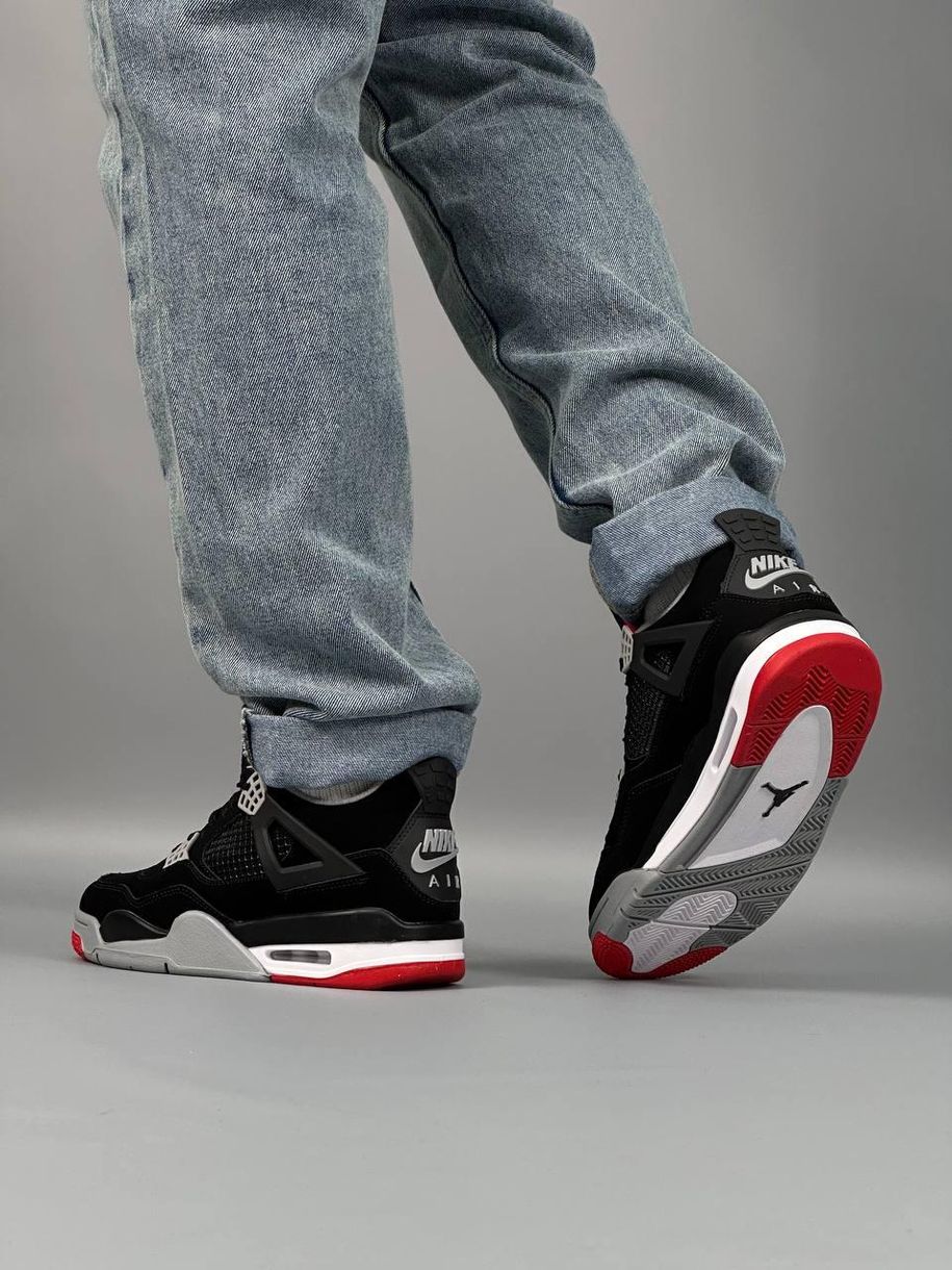 Баскетбольні кросівки Nike Air Jordan 4 Retro Bred 6747 фото