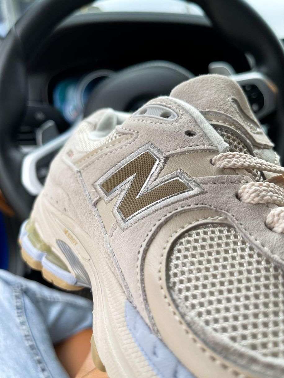 Кросівки New Balance 2002R Beige v3 8385 фото