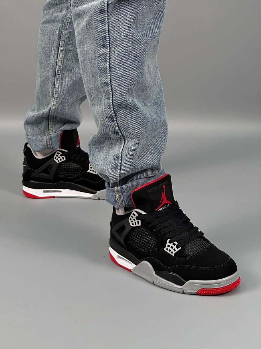 Баскетбольні кросівки Nike Air Jordan 4 Retro Bred 6747 фото