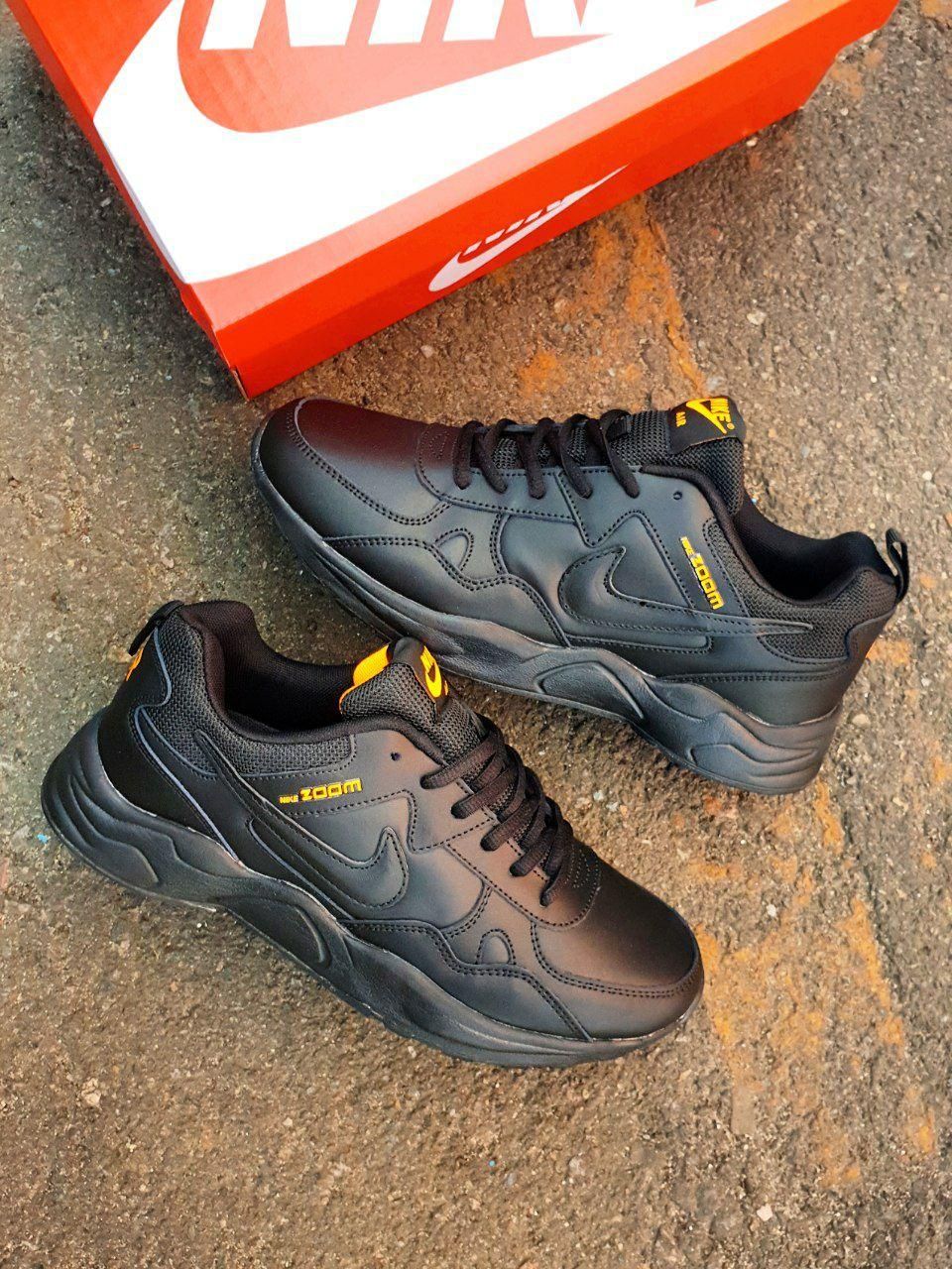 yellow nike zoom