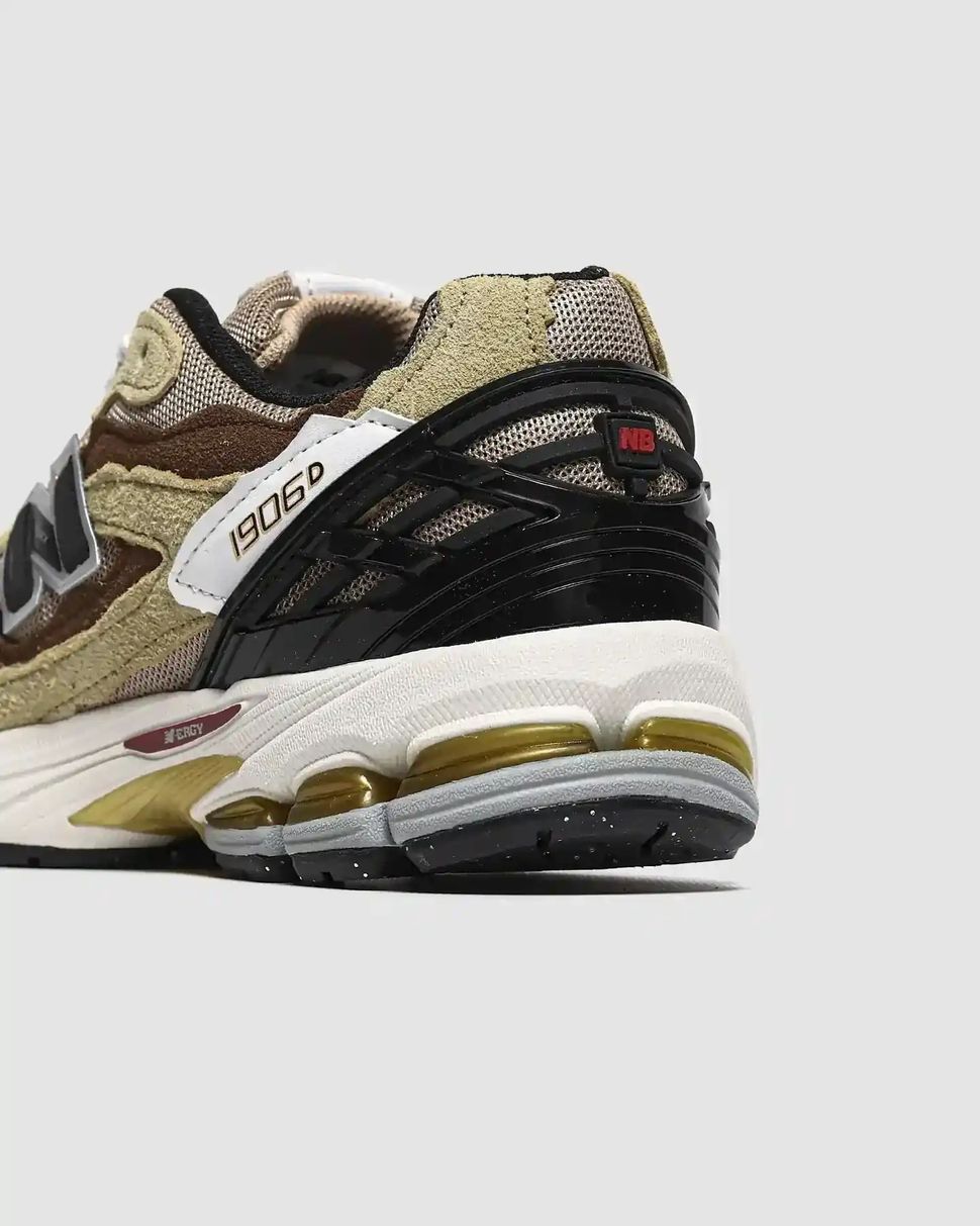 New Balance 1906D Protection Pack Sand Brown