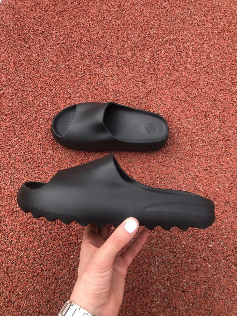 Шльопанці Adidas Yeezy Slide Black 2022 3309 фото