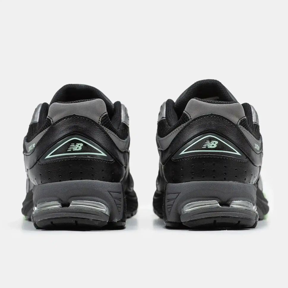 New Balance 2002R Black Silver Mint