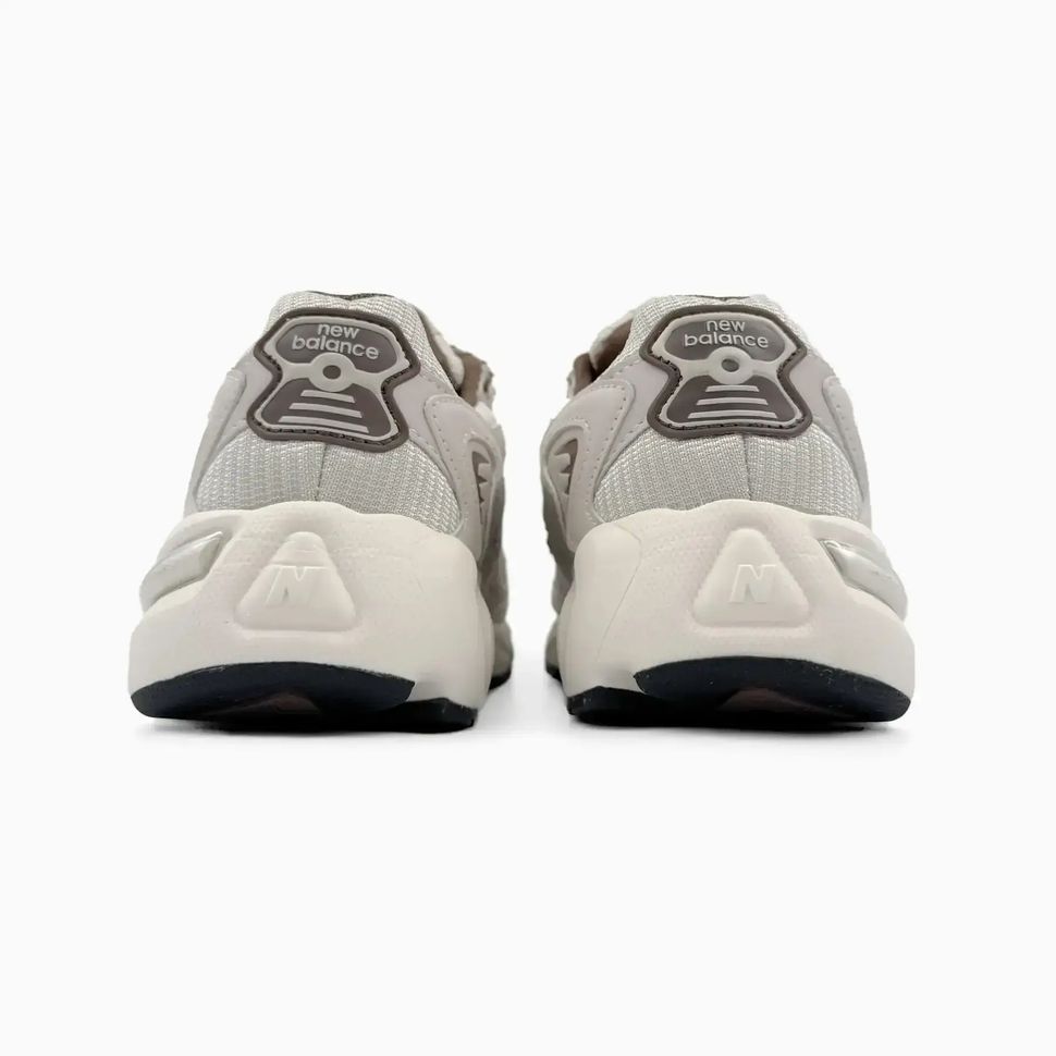 New Balance 725 Cream Brown Rust