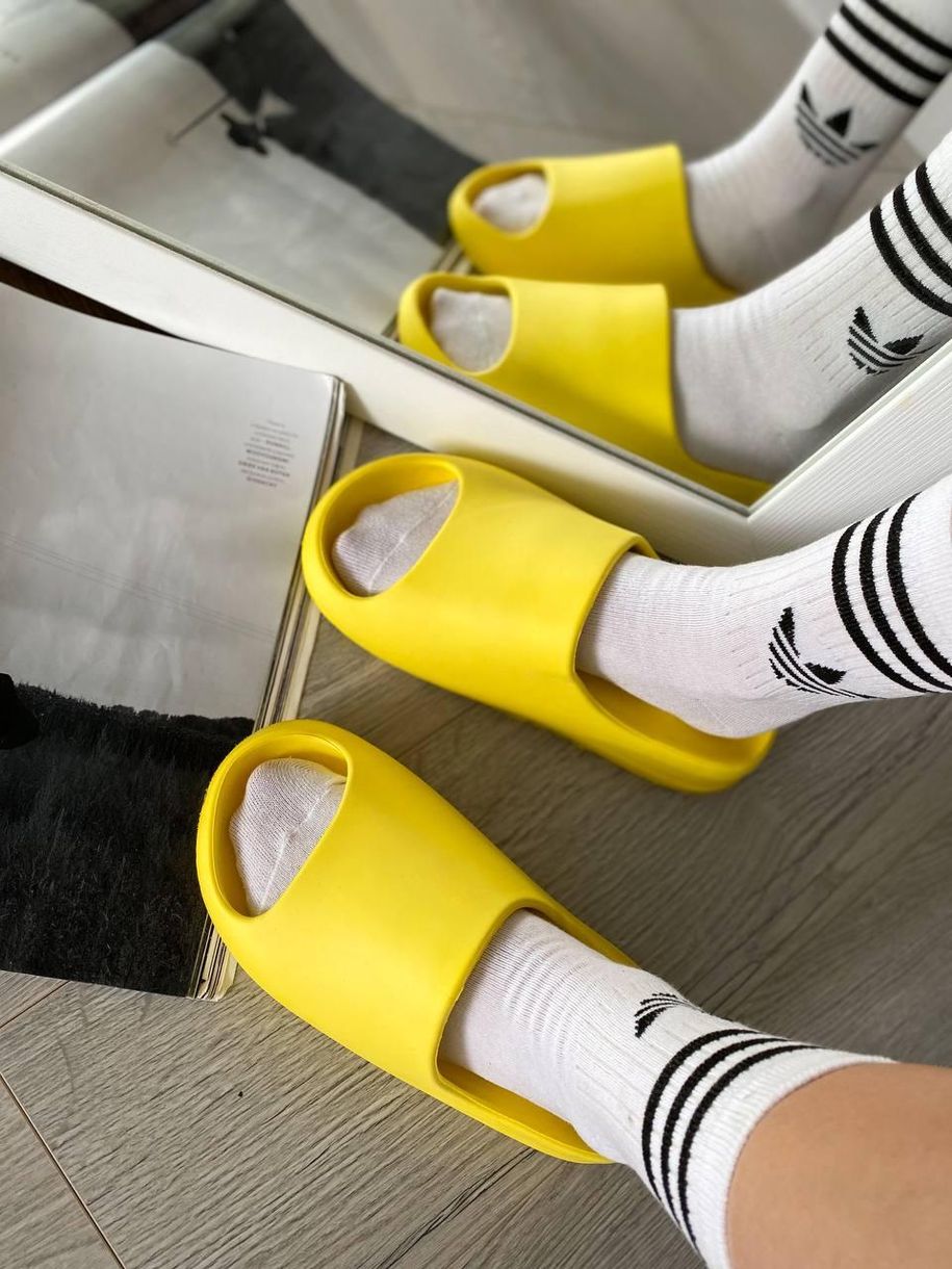 Шльопанці Adidas Yeezy Slide Yellow 7937 фото