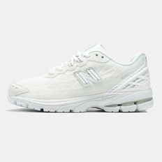 New Balance 1906W Triple White