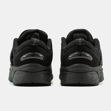 Jordan Trunner Triple Black, 36