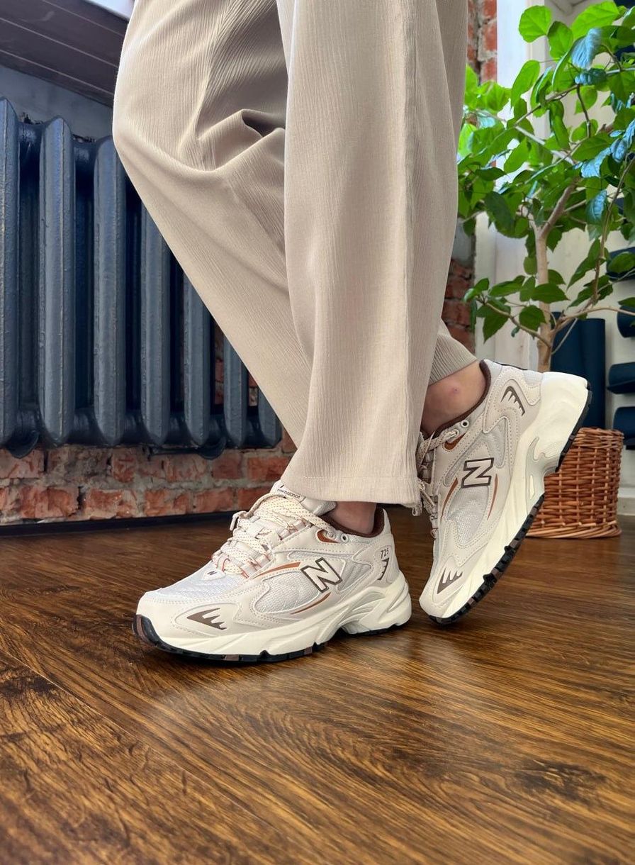 Кросівки New Balance 725 Series Low Tops Retro Unisex Beige 3736 фото