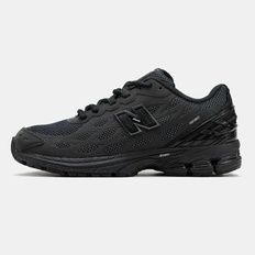 New Balance 1906W Triple Black