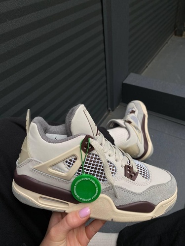 Баскетбольні кросівки Nike Air Jordan 4 Retro Maniere 8125 фото