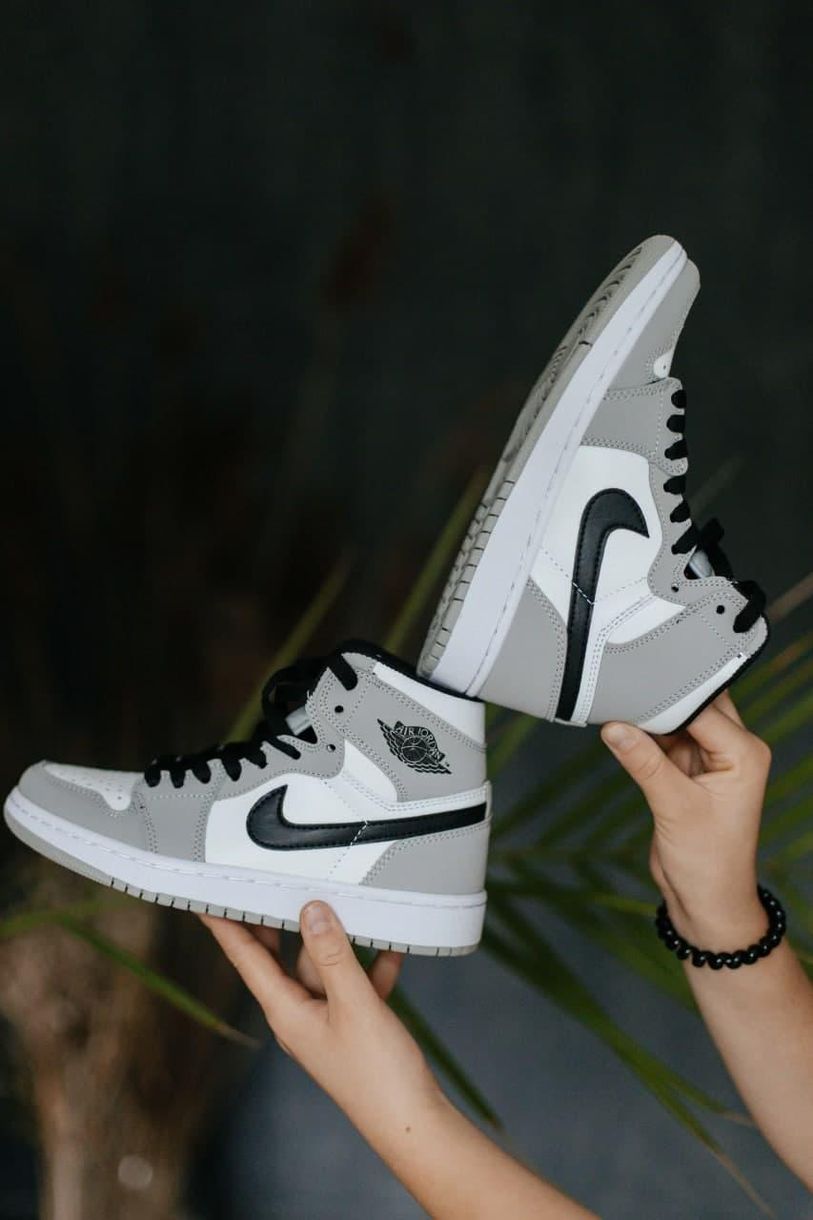Nike Air Jordan 1 Mid Light Smoke Grey 6285 фото