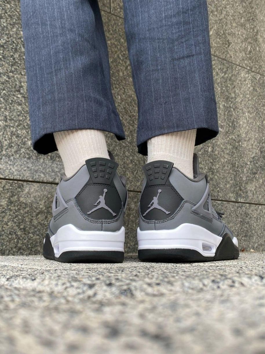 Зимние баскетбольные кроссовки Nike Air Jordan 4 Grey White Black Fur 9631 фото