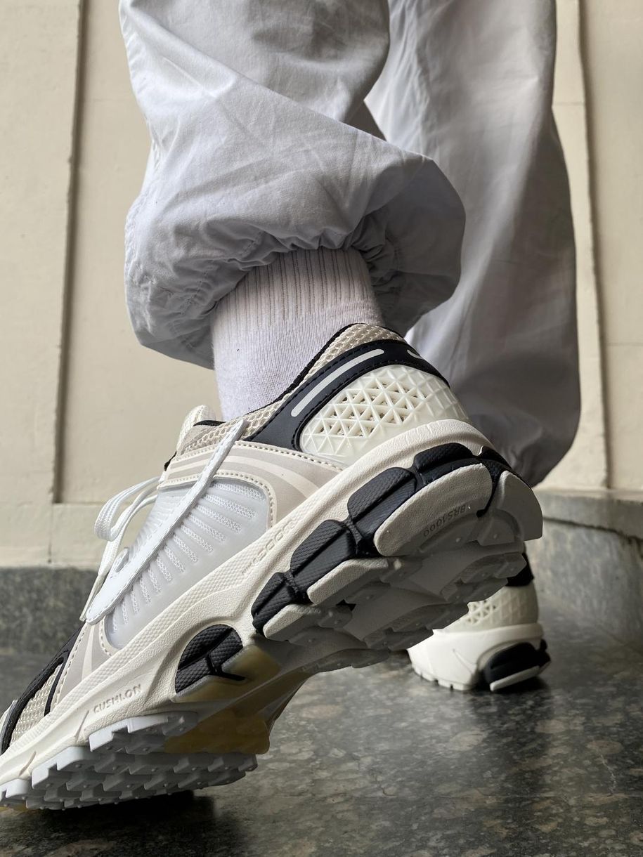 Кросівки Nike Zoom Vomero 5 Beige White Black 9423 фото