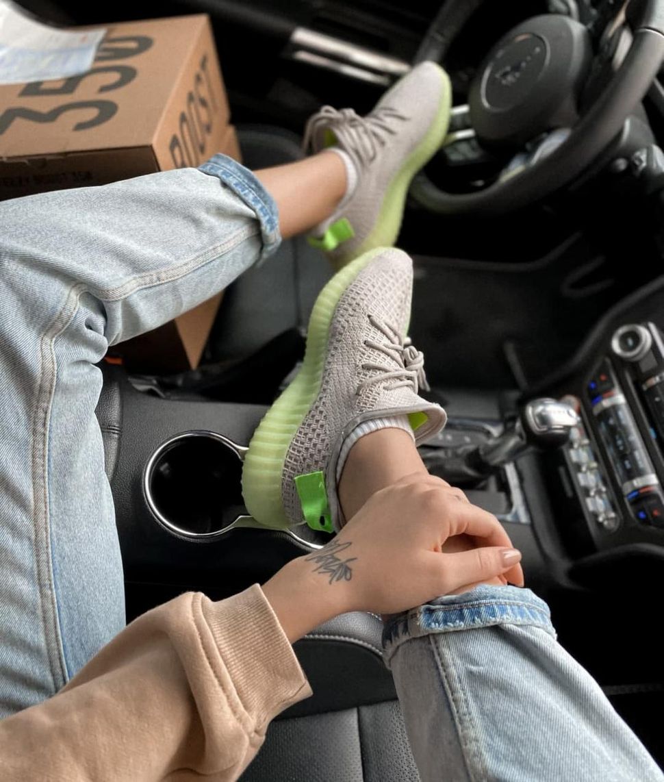 Кроссовки Adidas Yeezy Boost 350 V2 Grey Green 2 3019 фото