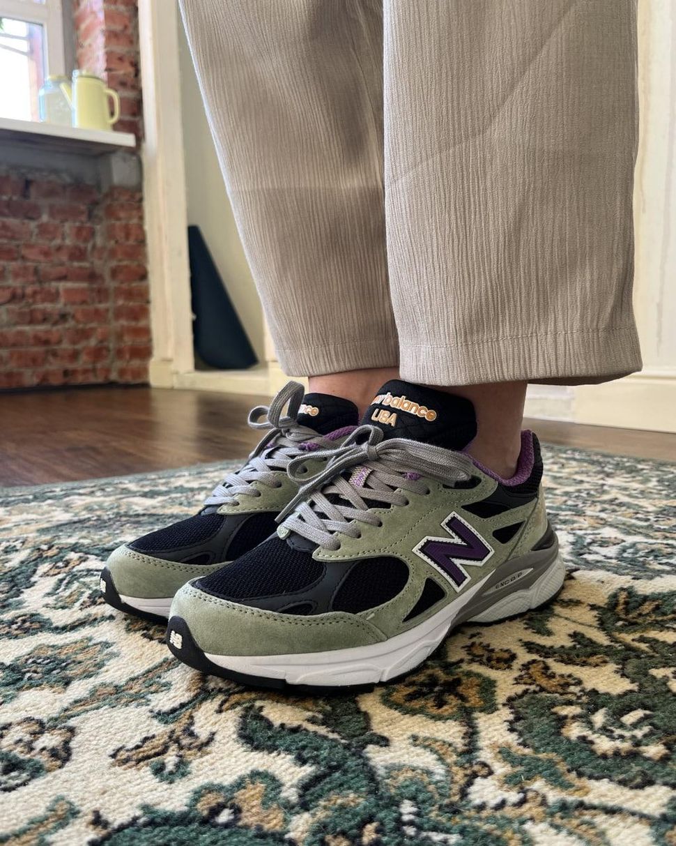 Кроссовки New Balance 990 Black Violet 3722 фото