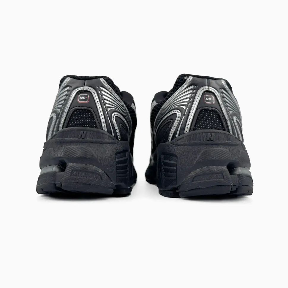 New Balance 740 Black Silver