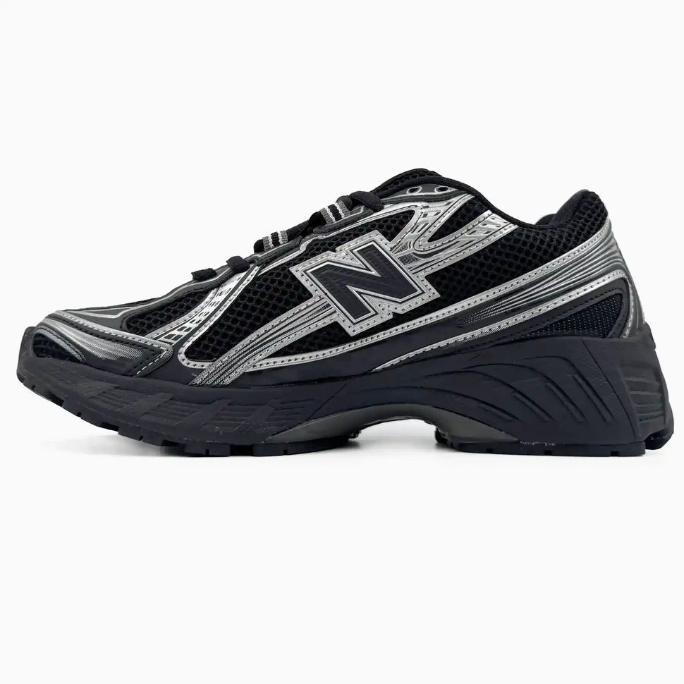 New Balance 740 Black Silver
