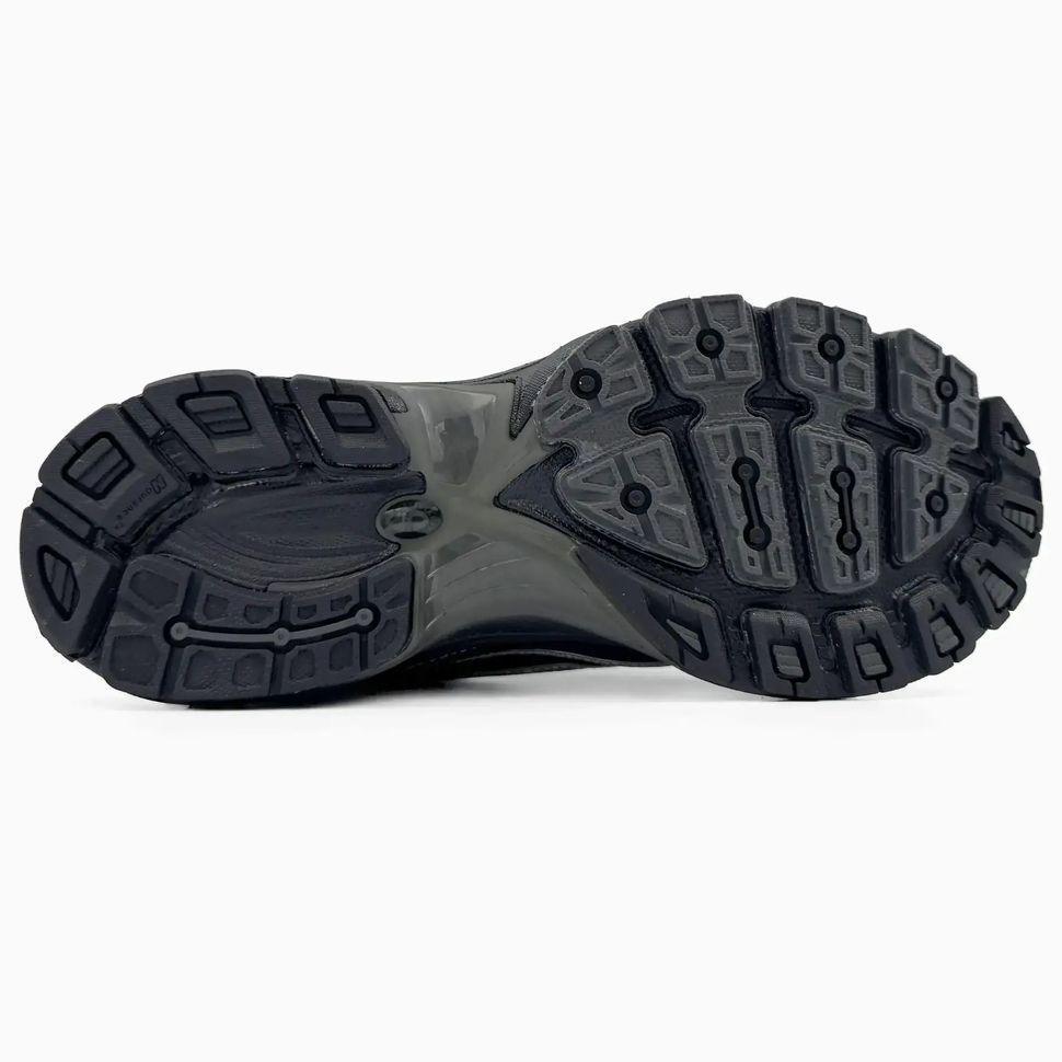 New Balance 740 Black Silver