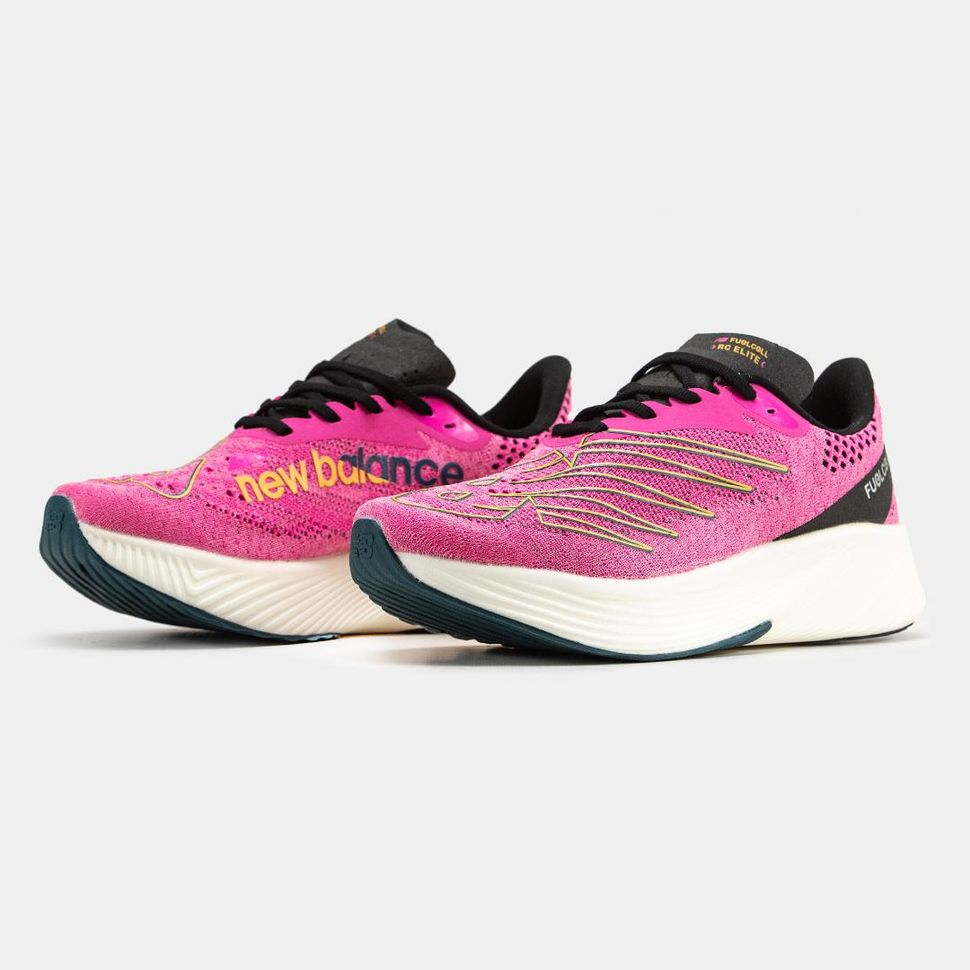 Кросівки New Balance Fuel Cell RC Elite Pink 9119 фото