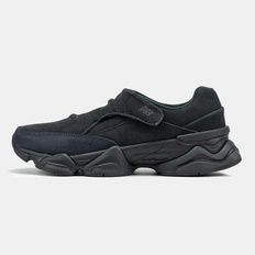 New Balance 8040 Triple Black