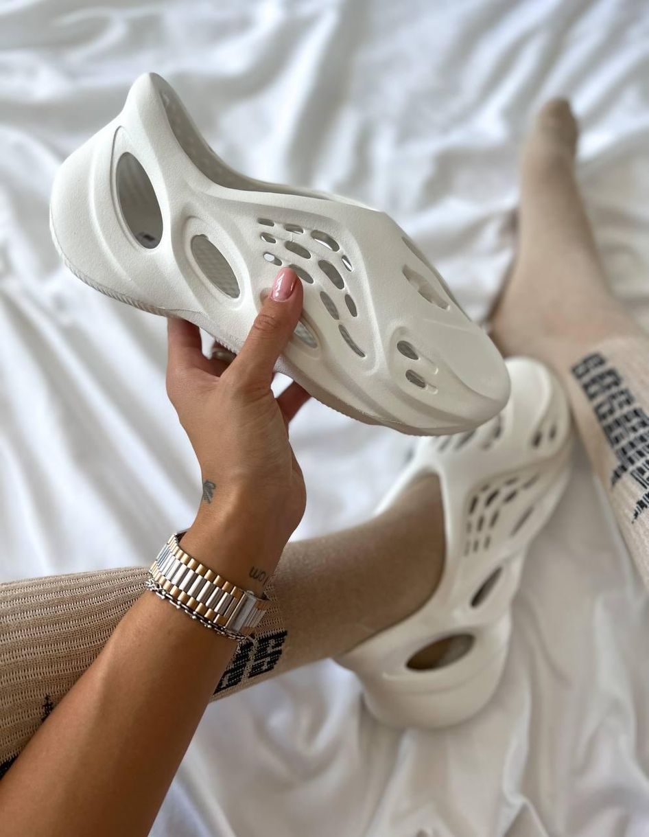 Сандалии Adidas Yeezy Foam Runner White 5639 фото