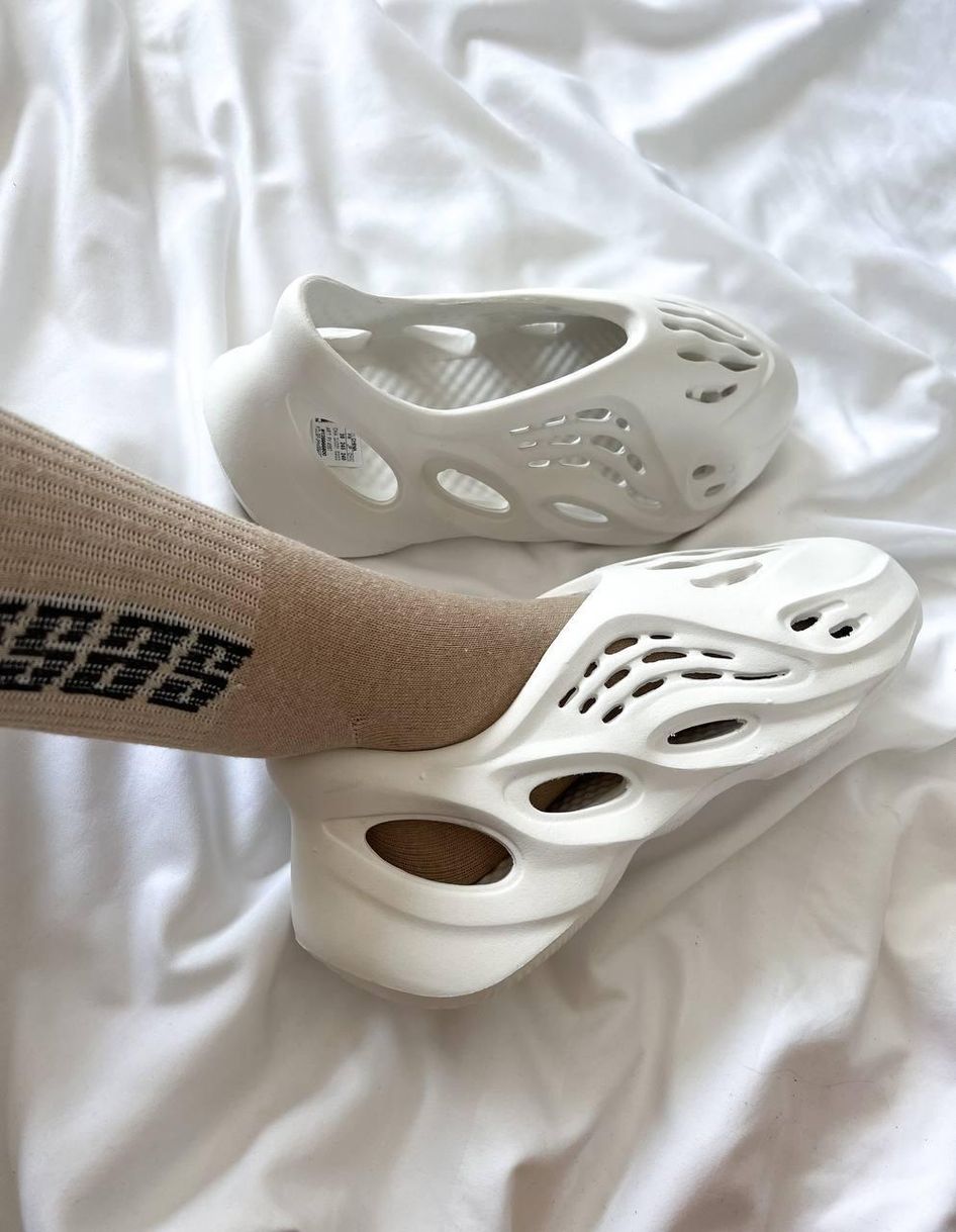 Adidas Yeezy Foam Runner White 5639 фото