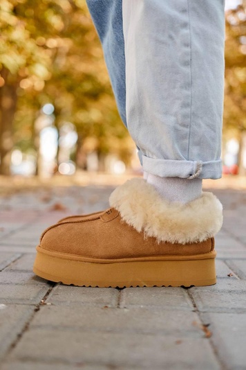 Зимові чоботи Ugg Classic Ultra Mini Platform Chestnut Fur 9463 фото