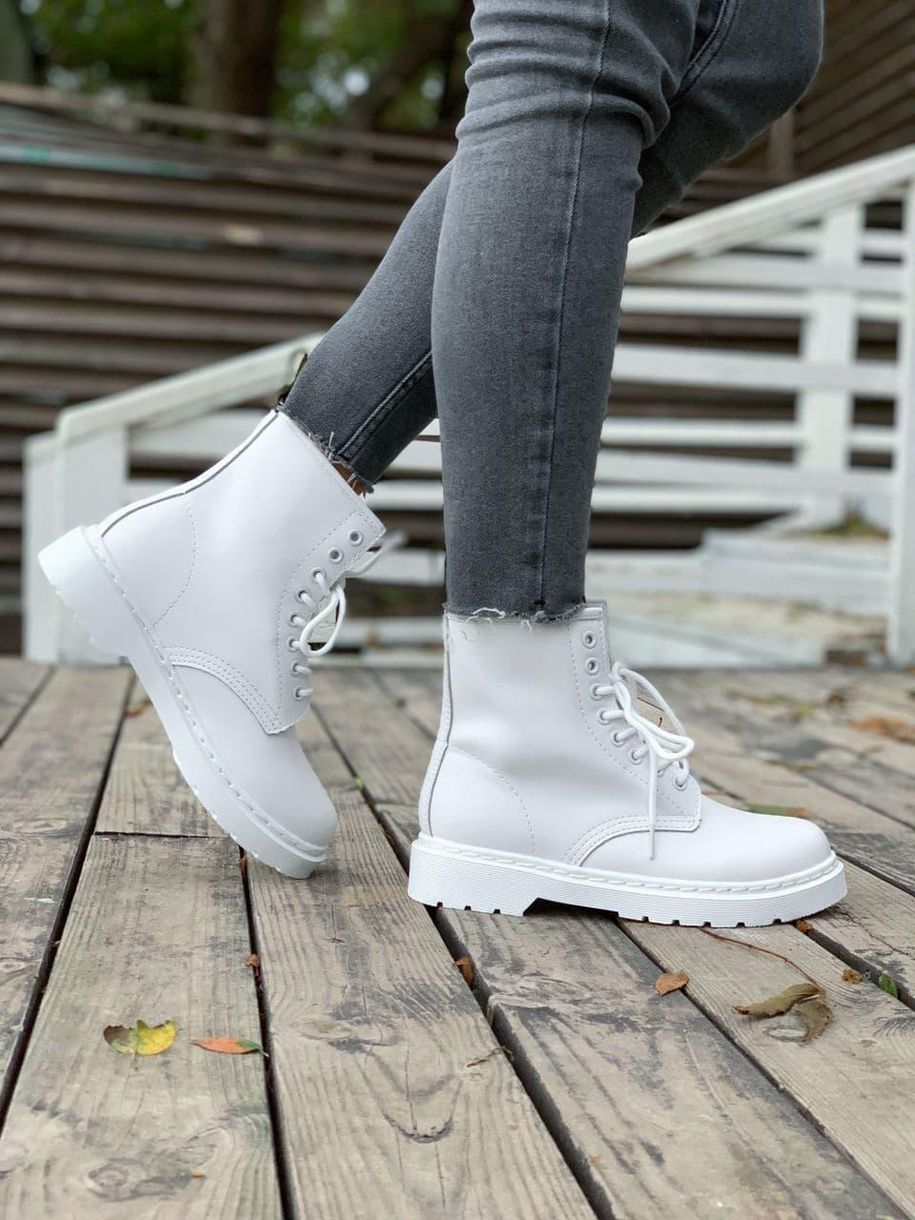 Ботинки Dr. Martens White No Logo 1 4251 фото