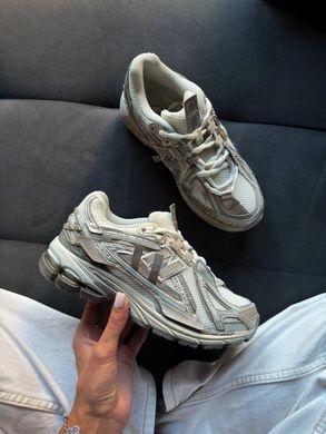 New Balance 1906A Silver Metallic., 37
