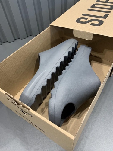 Adidas Yeezy Slide Grey (Без лого) 8472 фото