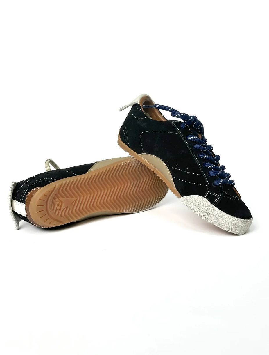 Golden Goose True-Star Black White, 36