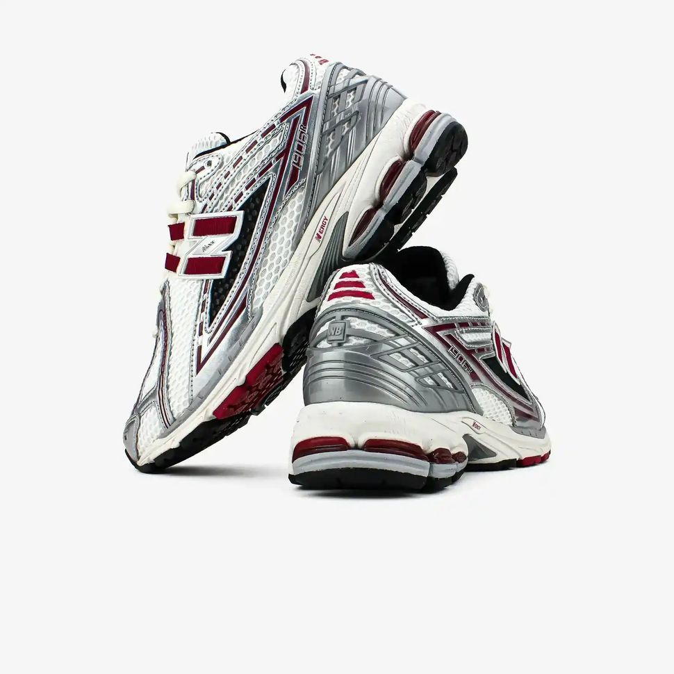 New Balance 1906R Silver Classic Crimson