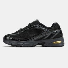 New Balance 509 Triple Black Gloss