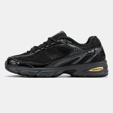 New Balance 509 Triple Black Gloss