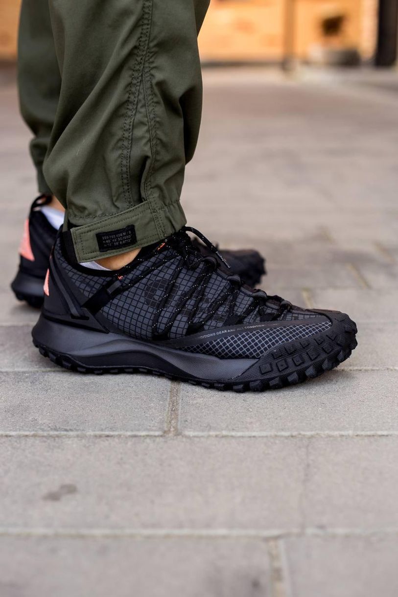 Кросівки Nike ACG Mountain Fly Low Anthracite 9393 фото