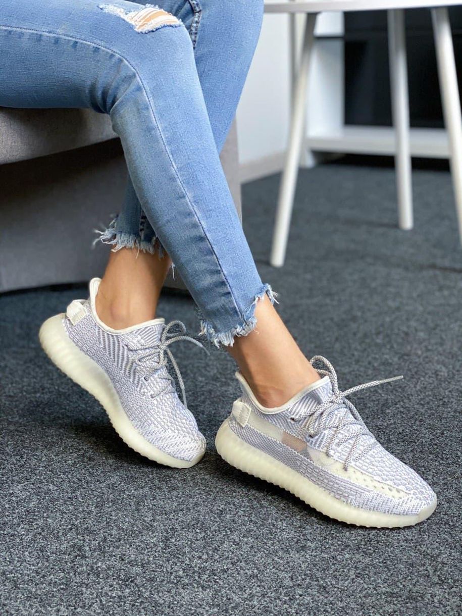 Кросівки Adidas Yeezy Boost 350 V2 Static Reflective Laces 3026 фото