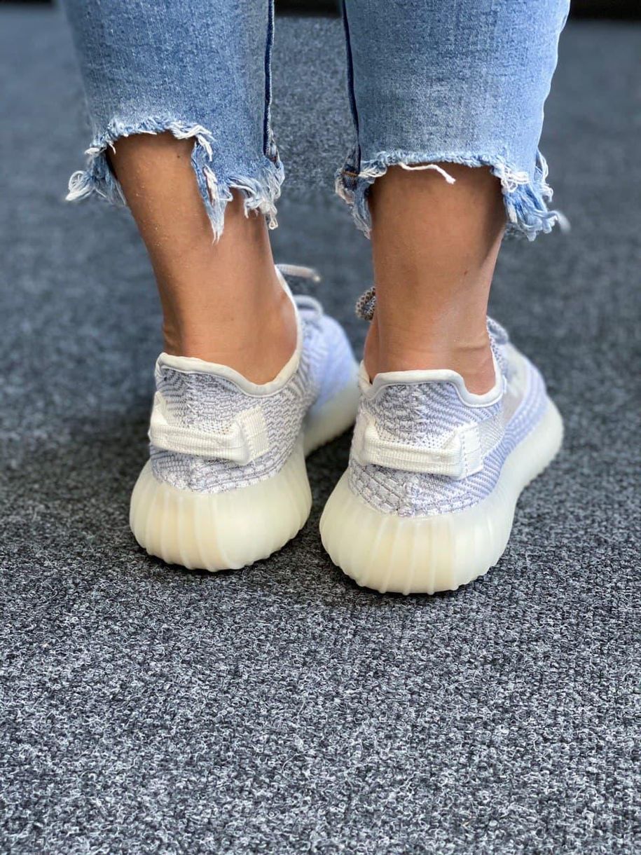 Кросівки Adidas Yeezy Boost 350 V2 Static Reflective Laces 3026 фото