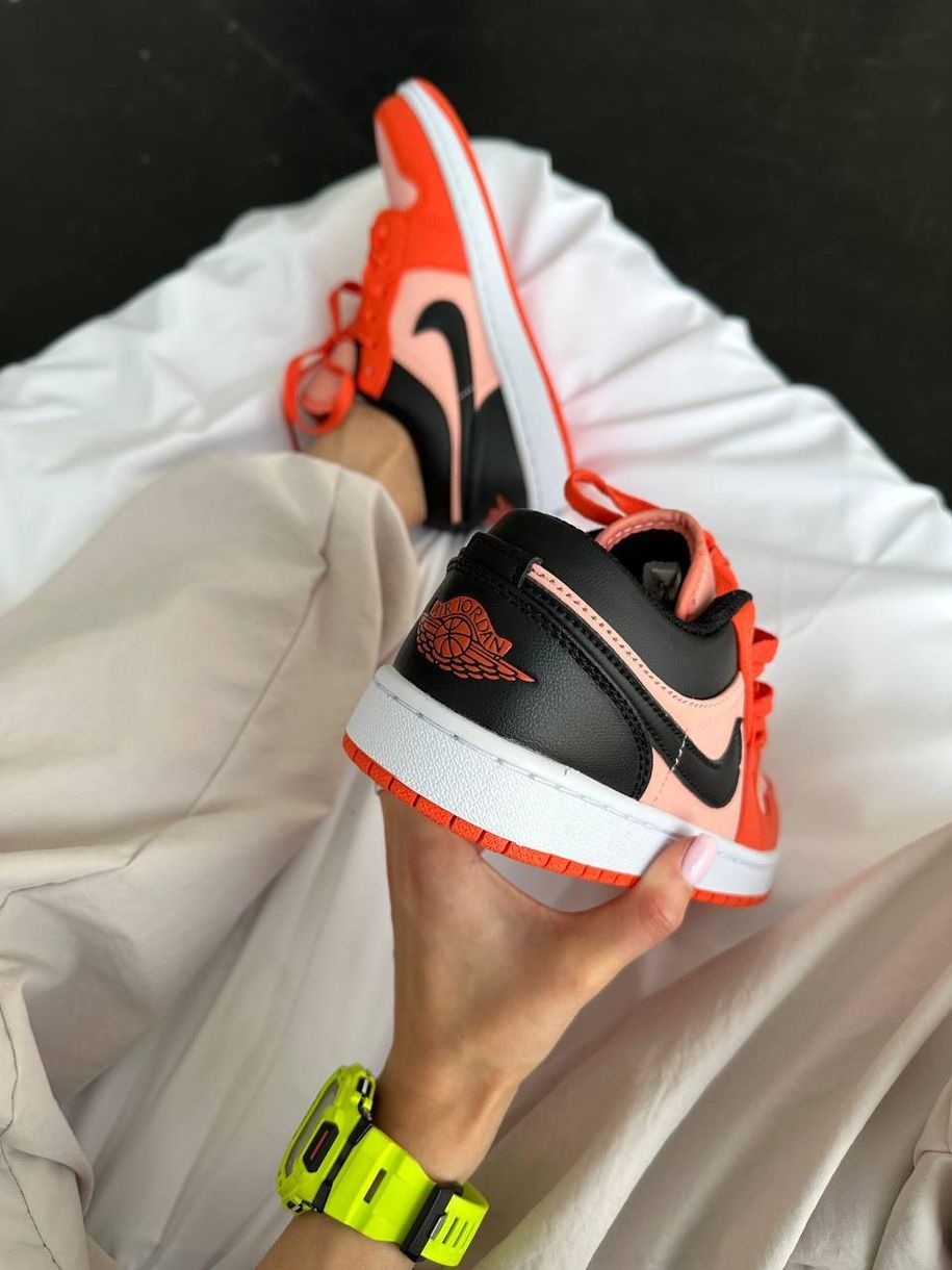 Баскетбольні кросівки Nike Air Jordan Retro 1 Low Orange Black 9178 фото