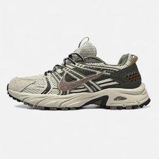 Nike V2K Run Beige Olive Brown, 42