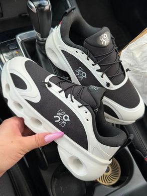 ON Cloudsolo x Loewe Black White, розмір 36