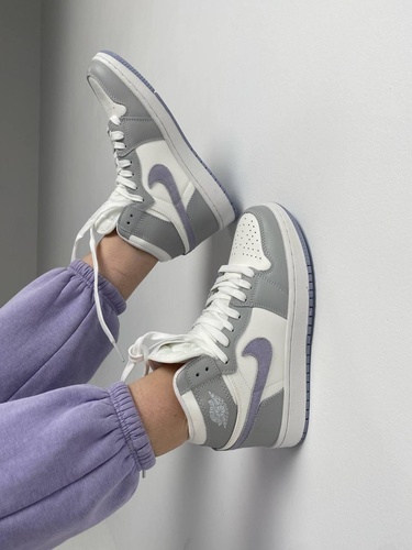 Nike Air Jordan 1 Retro Mid Grey Violet 6797 фото