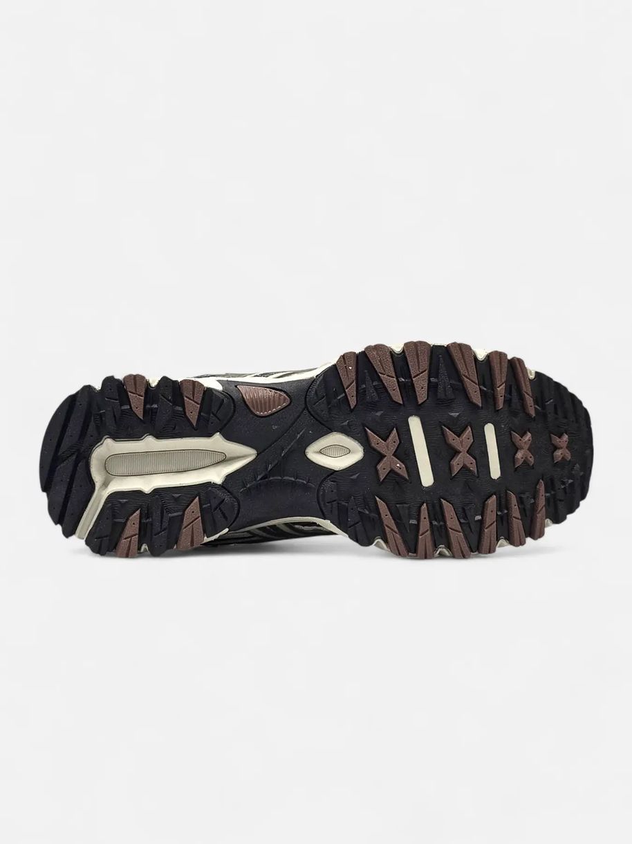 Nike V2K Run Beige Olive Brown, 42