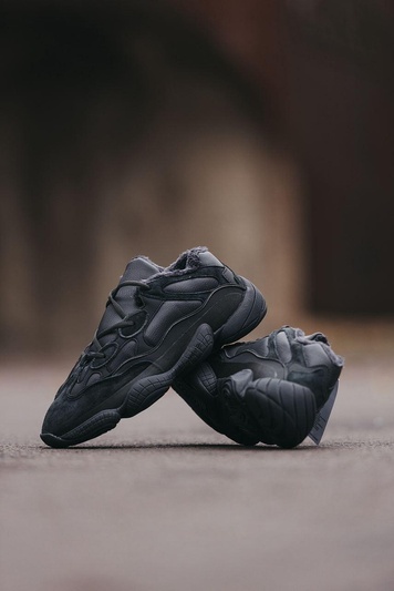 Зимние Кроссовки Adidas Yeezy Boost 500 Black 3281 фото