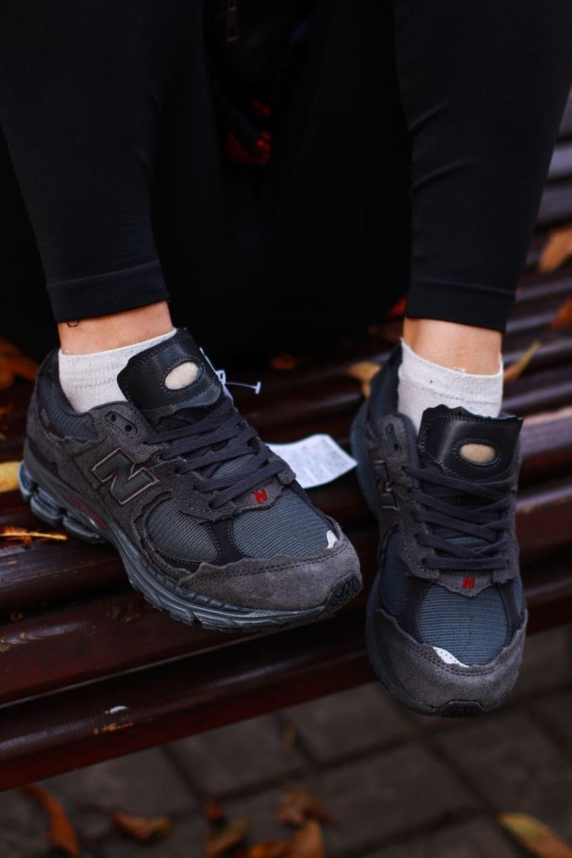 Кроссовки New Balance 2002R Dark 8383 фото