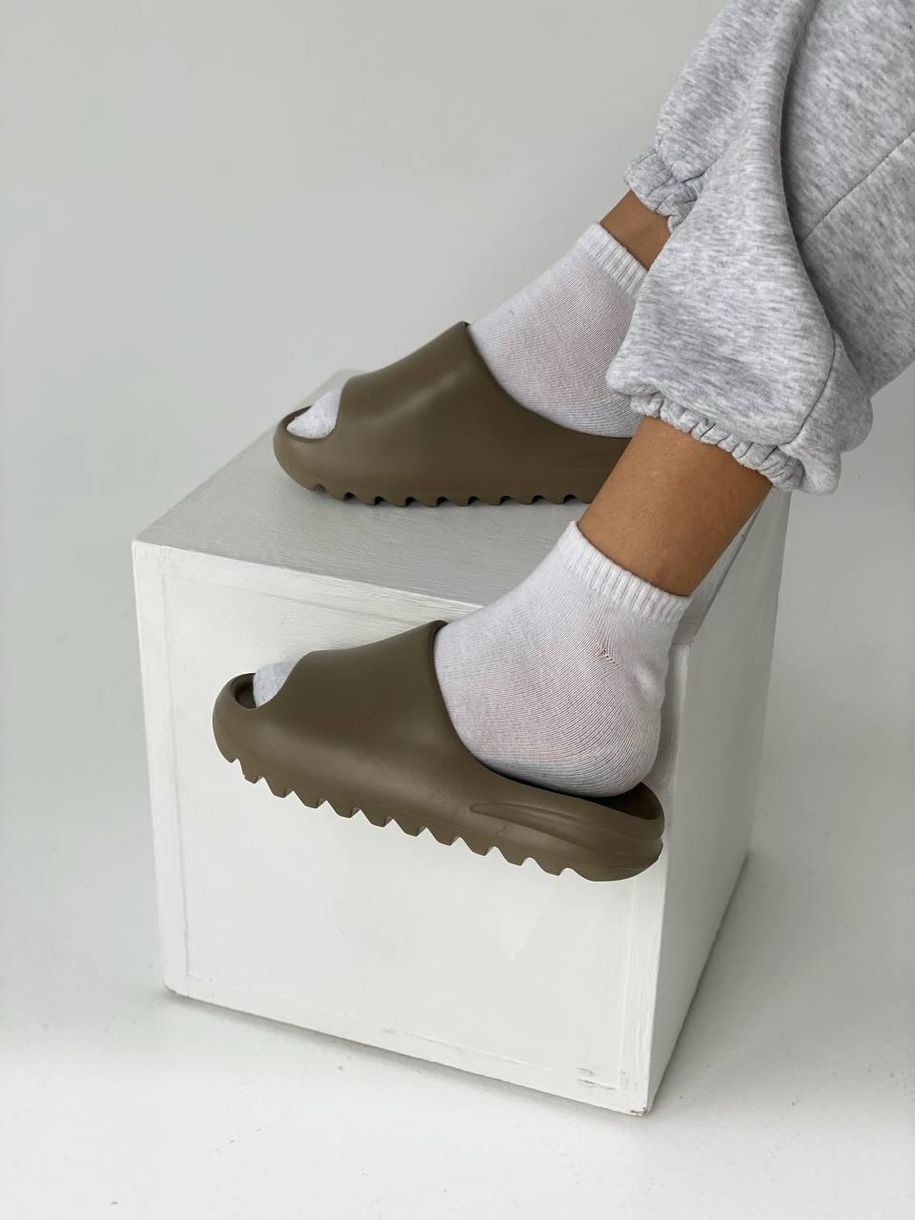 Шльопанці Adidas Yeezy Slide Earth Brown 3317 фото