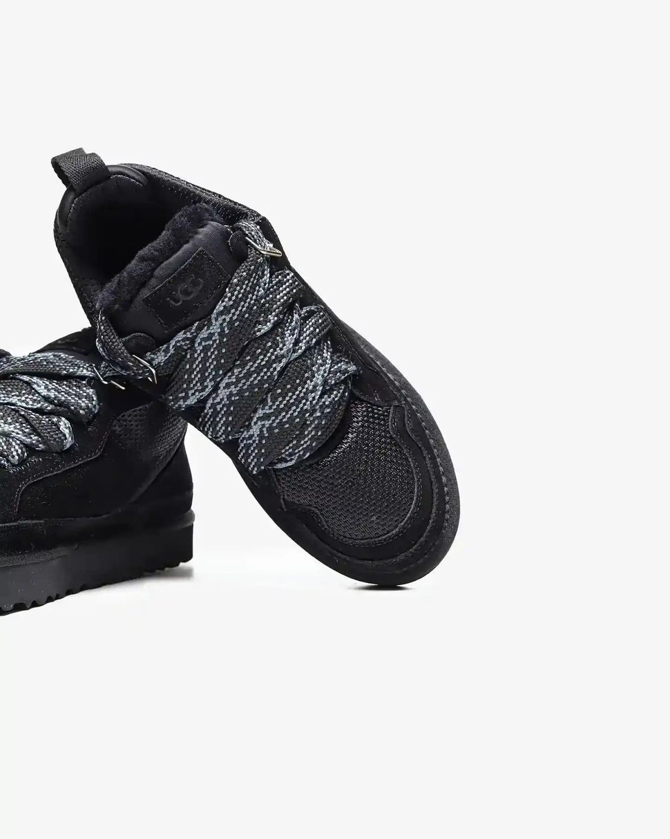 UGG Lowmel Black