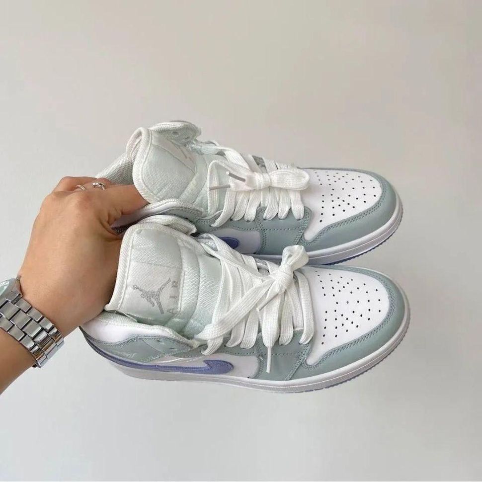 Баскетбольні кросівки Nike Air Jordan 1 Green White Violet 7564 фото