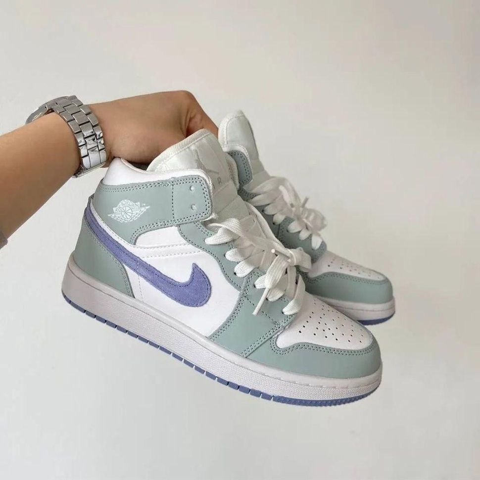 Баскетбольні кросівки Nike Air Jordan 1 Green White Violet 7564 фото